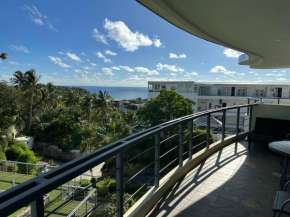 Cozy 2 - Bedroom Apartment - 130sqm - Sea and Pool View - Hillside - Karon Beach walking distance to the beach! 700m 15minutes